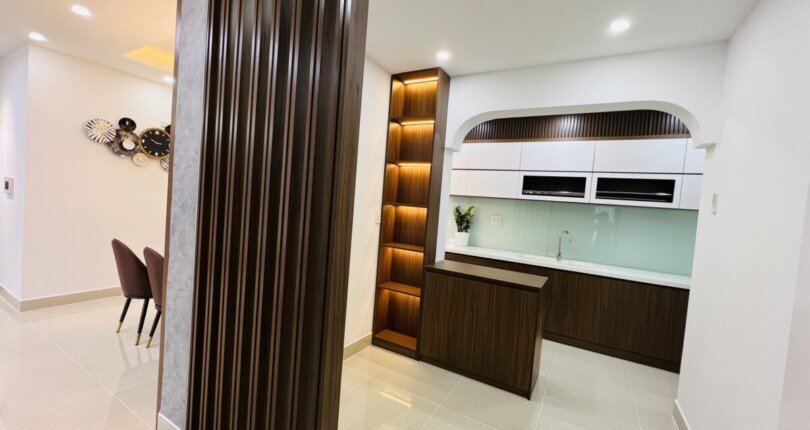 z4809893138737 2e4190a758e6e8045ce31cf6cc44795d 810x430 - Bán rẻ căn hộ Star Hill 3PN, nhà mới 100%, căn góc, view nội khu hướng đông nam rất mát, chỉ 5.6 tỷ