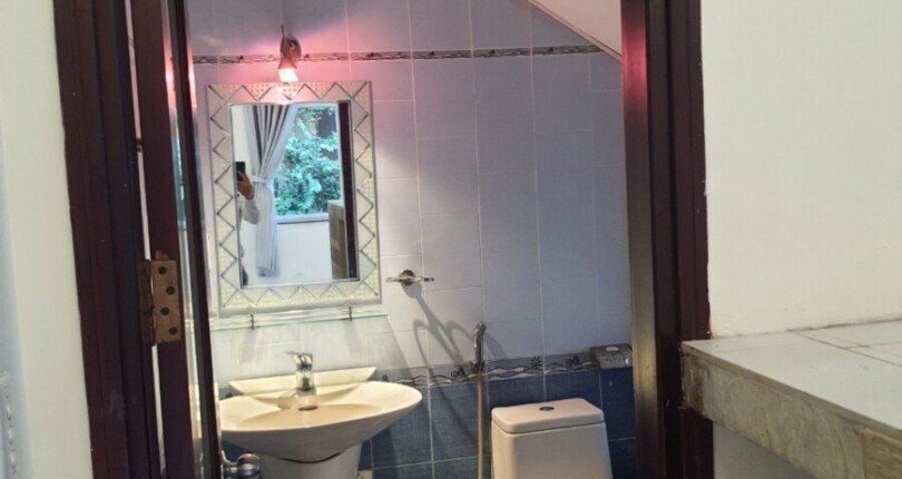 z4809903931811 06dff1c6e9c853a53183ee119c1c91e7 810x430 - Cho thuê biệt thự Hưng Thái 2, căn góc 3 mặt tiền, vị trí đẹp nhất khu, nhà hoàn thiện cơ bản, giá chỉ 1700$/ tháng