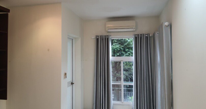 z4809903945315 1b7216f0ca6ef41819ab1b40e0c6b05a 810x430 - Cho thuê biệt thự Hưng Thái 2, căn góc 3 mặt tiền, vị trí đẹp nhất khu, nhà hoàn thiện cơ bản, giá chỉ 1700$/ tháng