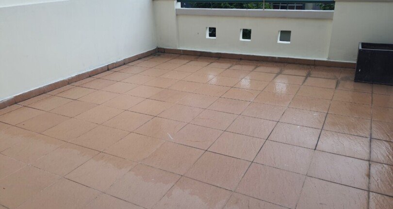 z4809904006748 b4e641a63ef39316d8c9703c68aeb1fe 810x430 - Cho thuê biệt thự Hưng Thái 2, căn góc 3 mặt tiền, vị trí đẹp nhất khu, nhà hoàn thiện cơ bản, giá chỉ 1700$/ tháng