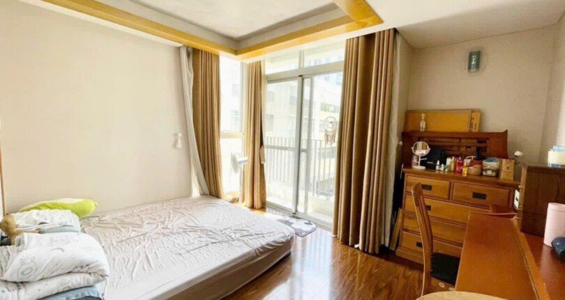 z4809942246060 226ee247f045a4fcce087a36ed2526f3 810x430 - Rẻ nhất thị trường, căn hộ Star Hill 3PN, lầu trung, có ô xe, view hồ bơi nội khu hướng đông nam rất đẹp, chỉ 4.5 tỷ