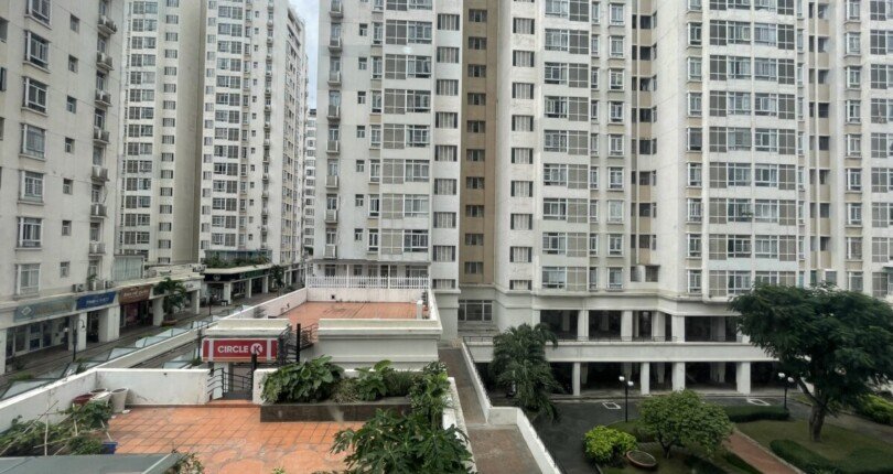 ban can ho sky garden 3 8 2 810x430 - Cho thuê căn hộ Sky Garden 3. DT 56m2 Nhà đẹp- Tầng thấp- View công viên mát mẻ- Giá thuê 12 Triệu/Tháng