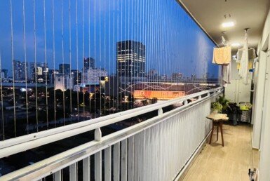 ban-cong-can-ho-cho-thue