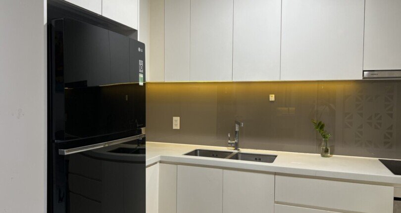 bep can ho ban 5 810x430 - Bán căn hộ chung cư Green Valley , 89m2, tầng cao, giá 4.7 tỷ, nội thất đầy đủ, xem nhà dễ.