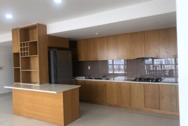 can-canh-bep-rong-rai