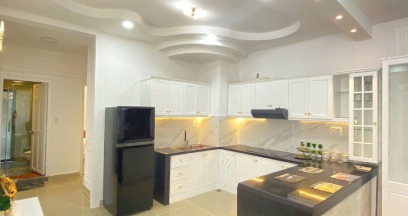 can canh bep rong rai trong can ho 810x430 - Mua bán căn hộ chung cư Khu dân cư Sky Garden 2 Quận 7 T11/2023 giá rẻ