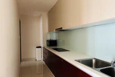 can-canh-bep-trong-can-ho-ban