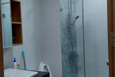 can-ho-co-2-toilet-day-du-thiet-bi-nhu-hinh