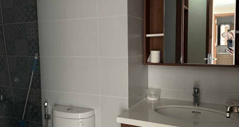 can ho co 2 toilet day du thiet bi nhu hinh 4 810x430 - Mua bán căn hộ Khu dân cư Hưng Phúc Happy Residence Quận 7 T12/2023 giá rẻ