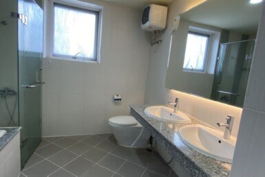 can-ho-co-3-toilet-day-du-thiet-bi-nhu-hinh