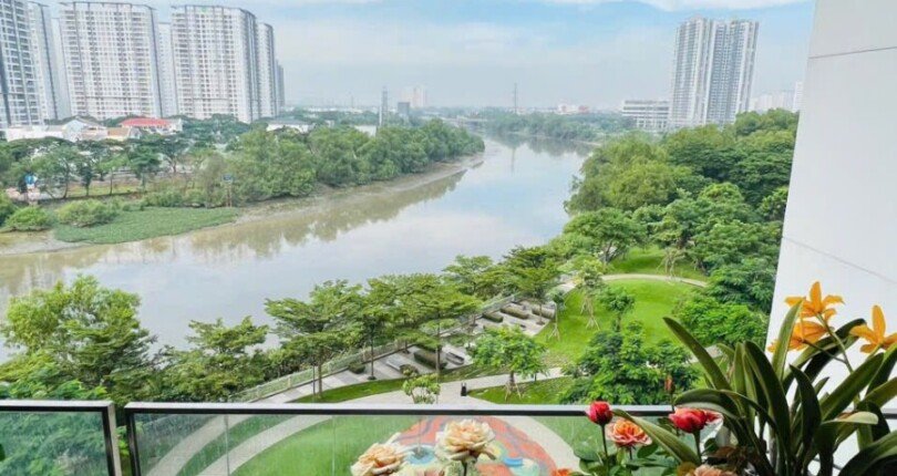 can ho nhin truc dien song 810x430 - Mua bán căn hộ Chung cư Riverpark Premier view sông T11/2023 giá rẻ