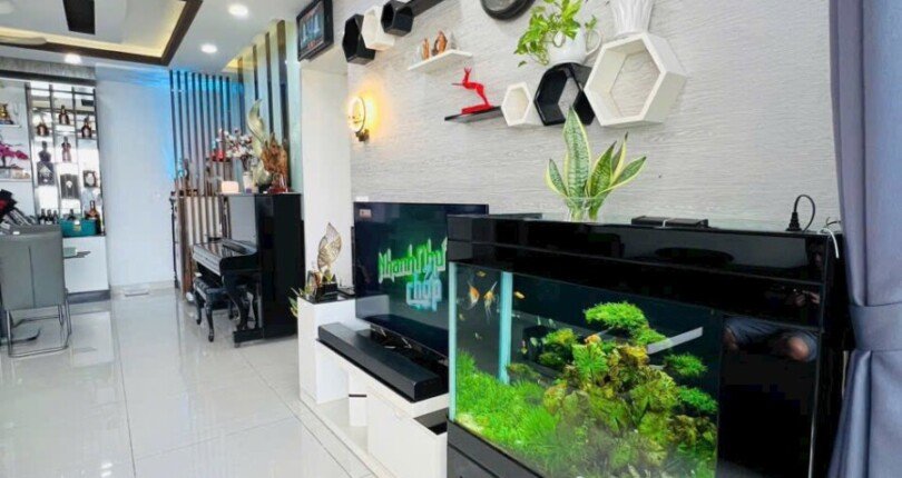 goc trang tri tivi phong khach 810x430 - Mua bán căn hộ Chung cư Riverpark Premier view sông T11/2023 giá rẻ