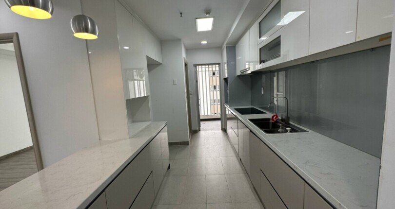hinh anh bep trong can ho ban 1 810x430 - Giá bán căn hộ Scenic Valley 2 Quận 7 T11/2023