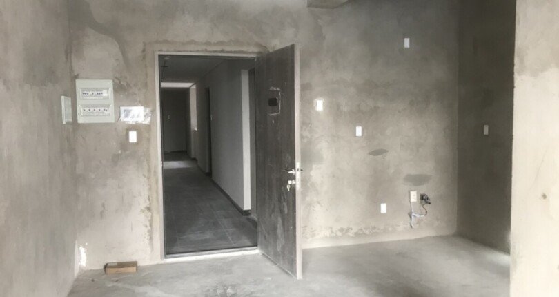 hinh anh cua ra bao 810x430 - Duy nhất căn hộ Type B Saigon South, 75m2, view sông nhà thô có ô xe chào bán giá 3,8 tỷ