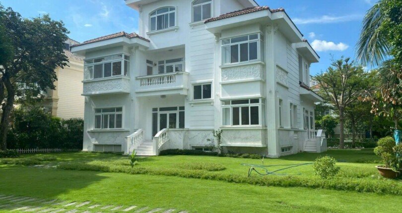hinh anh mua ban nha dat khu chateau villa quan 7 t11 2023 810x430 - Chateau Villa giá bán mới nhất t11/2023