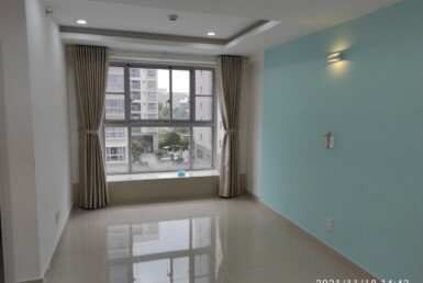 hinh-anh-phong-khach-can-ho-ban