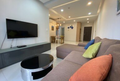 hinh-anh-phong-khach-can-ho-can-ban