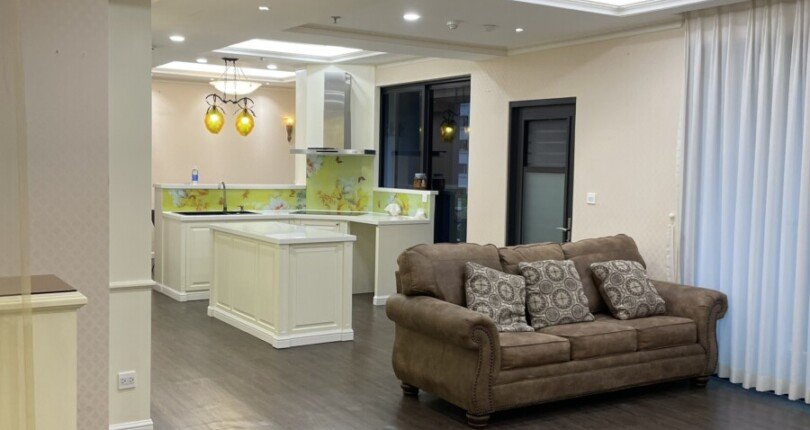 hinh anh phong khach trong can ho ban 1 810x430 - Bán cặp căn hộ thông nhau Chung cư Hưng Phúc Premier giá 16 tỷ