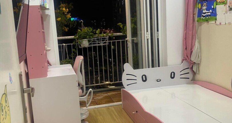 hinh anh phong ngu nho can ho ban 1 810x430 - Chỉ 5.550 tỷ, sở hữu ngay căn hộ 03pn, chung cư Scenic Valley 1, nội thất cứng cáp, tặng kèm 01 ô đậu xe ô tô.