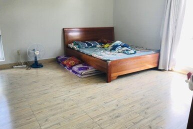 hinh-anh-phong-ngu-trong-nha-biet-thu-can-ban