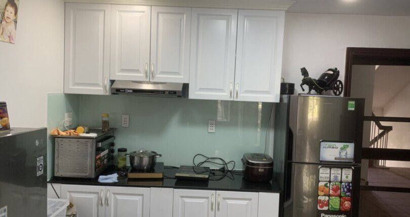 khong gian bep trong can ho ban 2 810x430 - Mua bán căn hộ chung cư Khu dân cư Hưng Vượng 2 Quận 7 T11/2023 giá rẻ