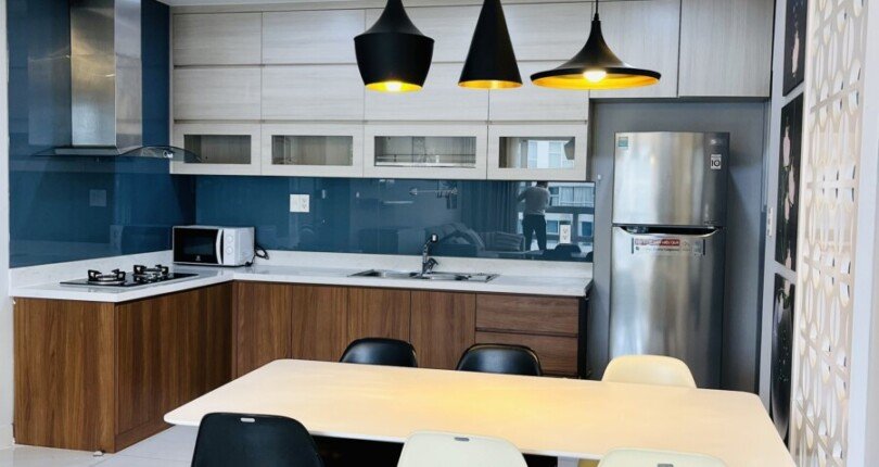 khong gian phong an va bep 3 810x430 - Cho thuê căn hộ Happy Valley 3 phòng ngủ t11/2023 giá 25tr/tháng