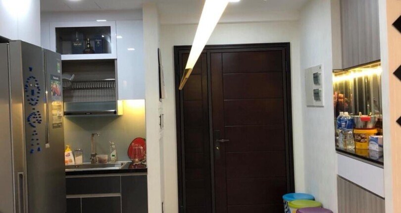khu vuc bep can ho ban 1 810x430 - Cần bán căn hộ chung cư Scenic Valley 1, 80m2, 02pn, giá 4.8 tỷ, nội thất đầy đủ.