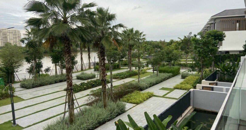 nha ban truc dien song va cong vien ven song 810x430 - Mua bán nhà đất Khu biệt thự Lavila Derio Nhà Bè T12/2023 giá rẻ