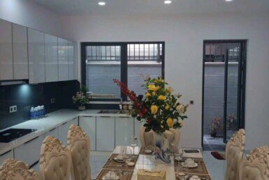 phong-an-va-bep-trong-biet-thu-ban