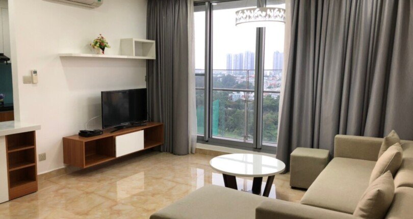 phong khach can ho ban 11 810x430 - Bán căn hộ chung cư Green Valley, 89m2, giá 4.6 tỷ, nhà đang có hợp đồng thuê ổn định.