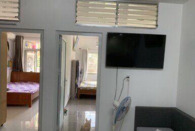 phong-khach-can-ho-ban-tai-khu-dan-cu-hung-vuong-2