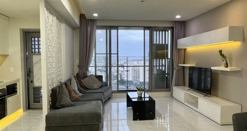 phong khach can ho can ban 1 810x430 - Bán căn hộ chung cư Green Valley , 89m2, tầng cao, giá 4.7 tỷ, nội thất đầy đủ, xem nhà dễ.