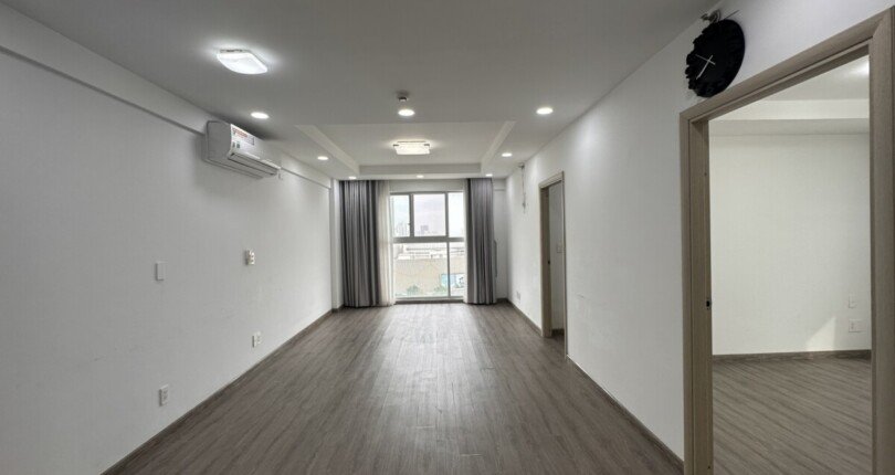 phong khach can ho scenic valley 2 ban 810x430 - Giá bán căn hộ Scenic Valley 2 Quận 7 T11/2023