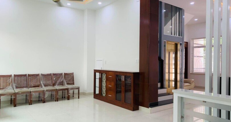 phong lam viec tang 1 810x430 - Cho thuê nhà Biệt thự song lập Kdc Him Lam Tân Hưng Quận 7 giá rẻ