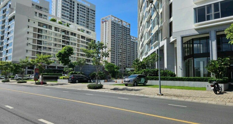 shophouse toa lac trong khu dan cu midtown the peak dong duc tien kinh doanh 810x430 - Mua bán Shophouse Midtown m8 The Peak mặt đường Tân Phú T11/2023 giá rẻ