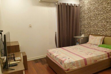 toa-nha-van-phong-co-cho-nghi-cho-nhan-vien