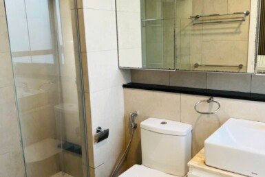 toilet-can-ho-day-du-trang-thiet-bi-nhu-hinh