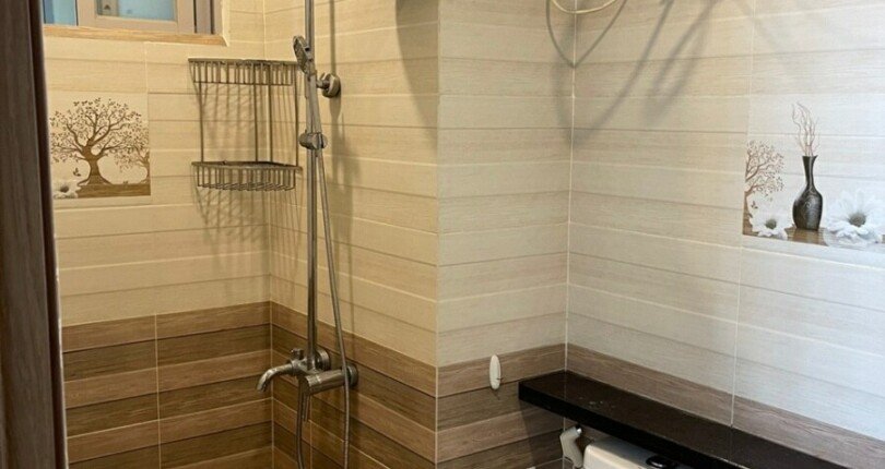 toilet trong can ho scenic valley 1 ban 810x430 - Bán gấp căn hộ Scenic Valley 1, căn góc view hồ bơi, 3 phòng ngủ, ô xe, giá 5,5 tỷ