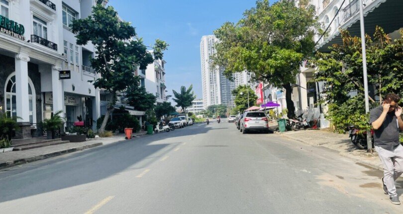 vi tri nha cho thue tren duong pham thai buong quan 7 810x430 - Cho thuê nhà nguyên căn Phú Mỹ Hưng đường Phạm Thái Bường Quận 7 giá rẻ