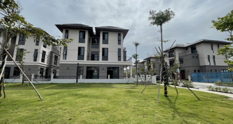 vi tri nha dat ban lien ke cong vien noi khu 810x430 - Mua bán nhà đất góc công viên Khu dân cư Zeitgeist Gs Nhà Bè T11/2023 giá rẻ