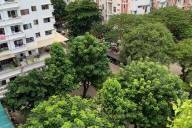 view-nhin-tu-ban-cong-can-ho-ban