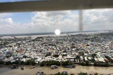 view-nhin-tu-ban-cong-can-ho-ban