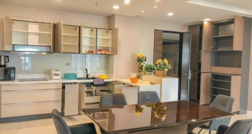 z4903811126058 9f928dc98ede6865fc02d2ece46aa2bc 810x430 - Bán rẻ căn hộ Midtown 3Pn DT 120m2, lầu cao, view sông và công viên Midtown rất đẹp, chỉ 8.9 tỷ