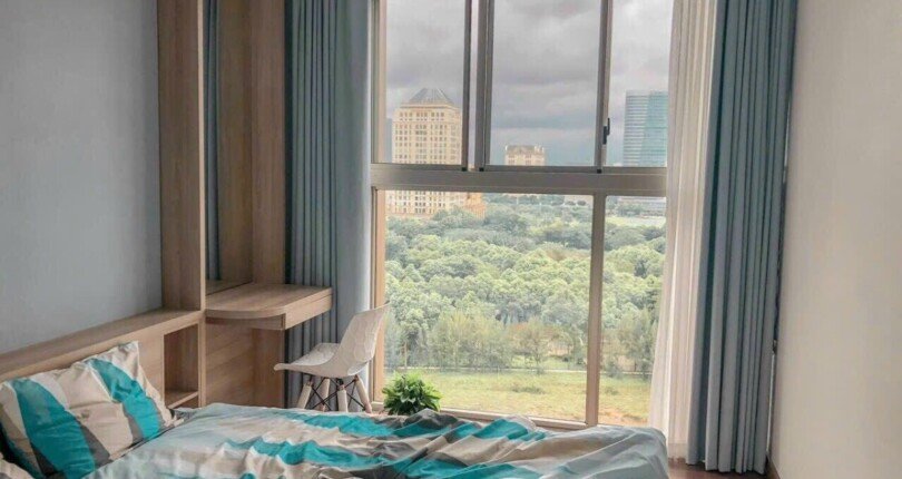 z4903811128003 49858af2ac3b5b9aebd5ca8b3be60be4 810x430 - Bán rẻ căn hộ Midtown 3Pn DT 120m2, lầu cao, view sông và công viên Midtown rất đẹp, chỉ 8.9 tỷ