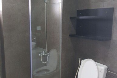 Cho-thue-can-ho-chung-cu-Scenic-Valley-1-wc-2