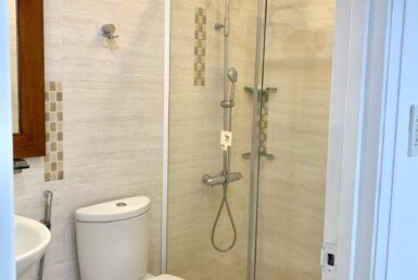 biet-thu-cho-thue-co-4-toilet-day-du-thiet-bi-nhu-hinh