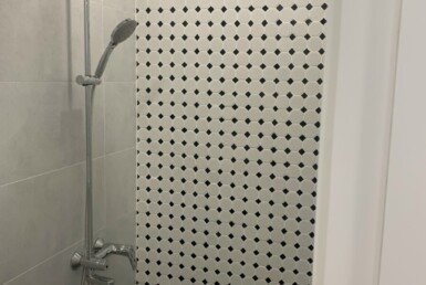 can-ho-co-2-toilet-day-du-thiet-bi-nhu-hinh