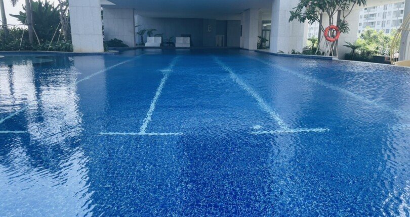 ho boi nuoc man noi khu antonia phu my hung 810x430 - Giá bán căn hộ Antonia Phú Mỹ Hưng T12/2023