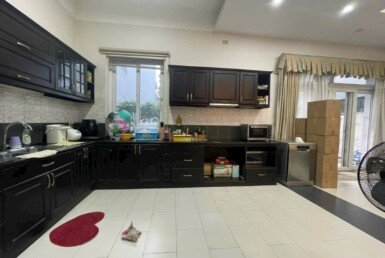 khong-gian-bep-trong-nha-dat-ban