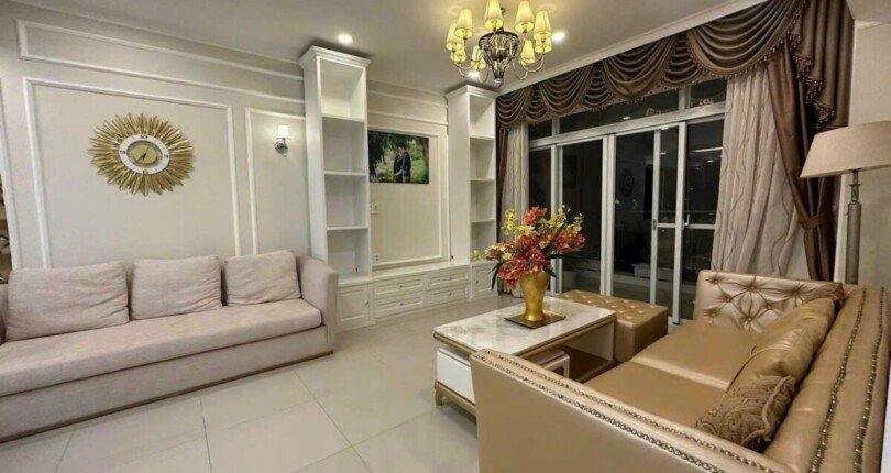 khong gian phong khach can ho ban 810x430 - Mua bán căn hộ Khu dân cư Riverside Residence đường Nguyễn Lương Bằng Quận 7 T12/2023